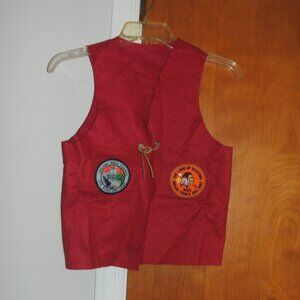 80s BSA Boy Scout of America Wool Blend Felt Red Vest with three Patches size M